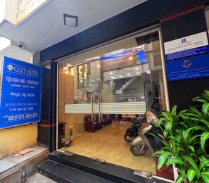Front of property - Cozy Hotel HCM (Ho Chi Minh City)