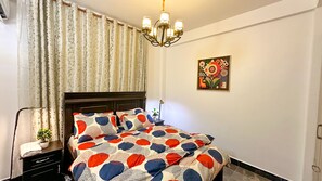 1 slaapkamer, een strijkplank/strijkijzer, gratis wifi