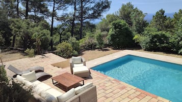 Alberca al aire libre