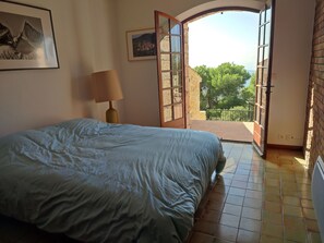 3 sovrum, strykjärn/strykbräda, resesäng och gratis wi-fi