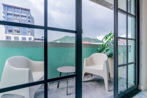 Property grounds - w* | Unfailing 1BR in Santa Ana (Panamá)