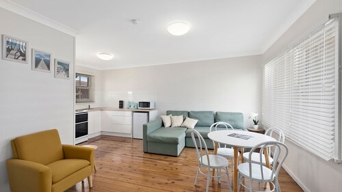 Carousel Apartment 5