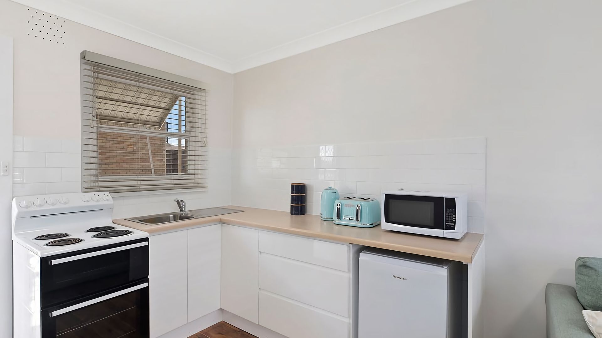 Fridge, microwave, oven, cookware/dishes/utensils