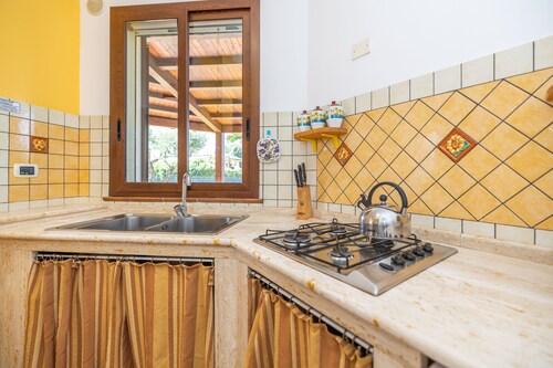 VILLECEFALU. Villa bord de mer avec jardin. 2chambres.ENREGISTREMENT AUTOMATIQUE