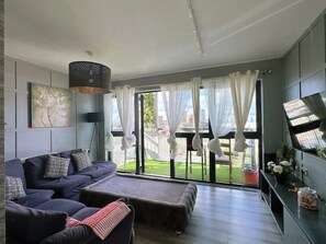 Smart TV - Canary Wharf Skyline Sanctuary London (London)