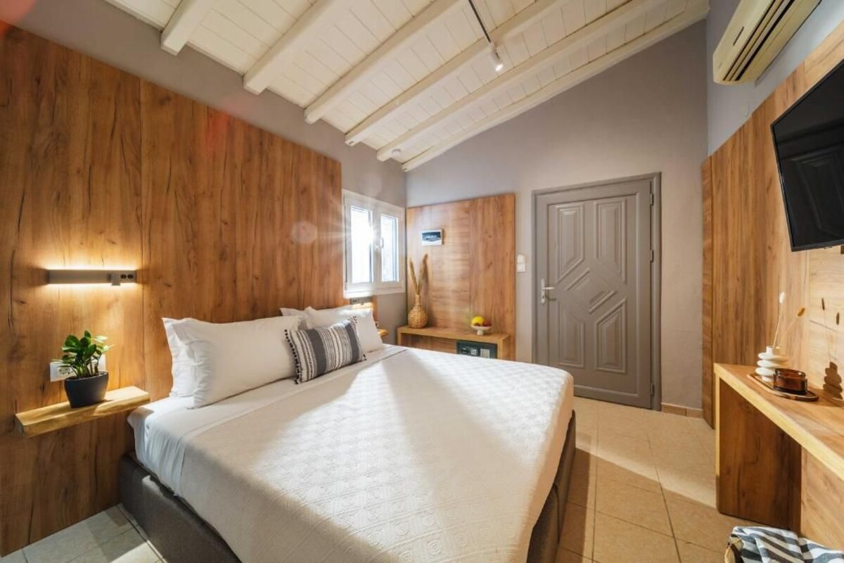 Standard Double Room with Outdoor Hottub