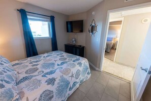 3 soverom, strykejern/-brett, wi-fi og sengetøy