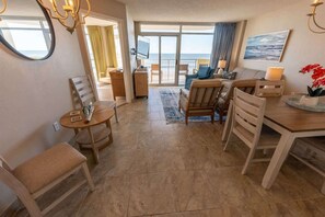 TV - Amazing Baywatch 3BR with Pools Direct Ocean Front (North Myrtle Beach)