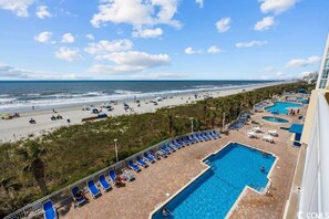 Pool - Amazing Baywatch 3BR with Pools Direct Ocean Front (North Myrtle Beach)