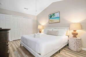 2 chambres, fer et planche à repasser, Wi-Fi, draps fournis