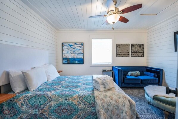 1 bedroom, iron/ironing board, Internet, bed sheets