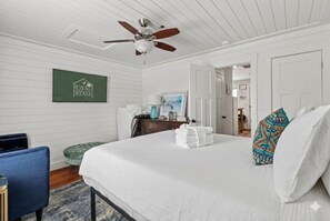2 bedrooms, iron/ironing board, Internet, bed sheets