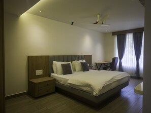 Executive Room | Free WiFi - RK Resorts (Karaikal)