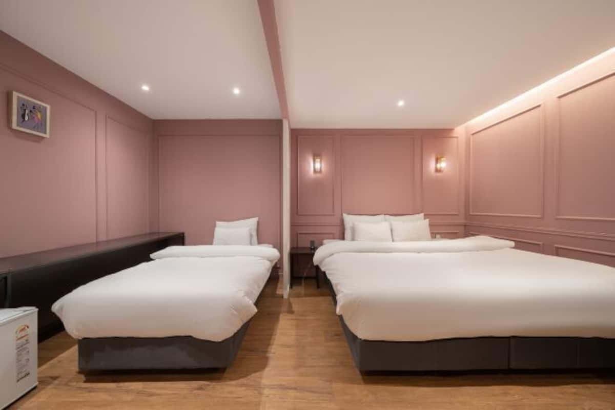 Premium bedding, down duvets, individually decorated