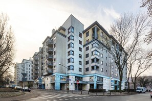 Exterior - Spacious Apartment Vistula by Renters (Warsaw)