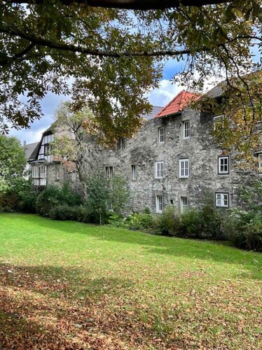 Premium Apartment an der Stadtmauer im OG
