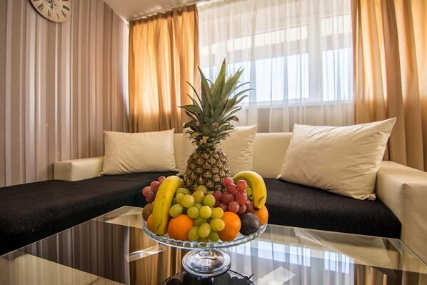 Espace de travail pour ordinateur portable, fer et planche à repasser