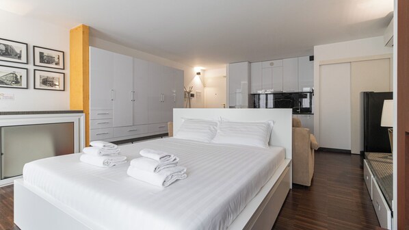 Apartment (0 Bedroom) | Interior