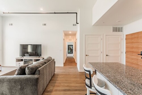 Loft Penthouse 2 Balcony Arcade 2 Bed Pool and Gym