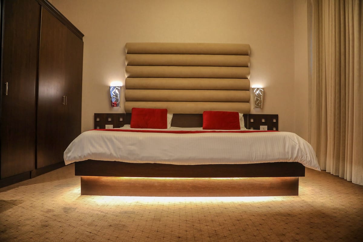 Executive-Suite