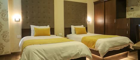 Deluxe-Doppel- oder -Zweibettzimmer | 1 Schlafzimmer, hochwertige Bettwaren, Minibar, Zimmersafe
