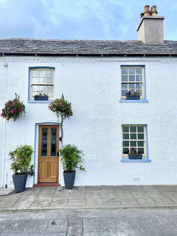 تفاصيل الفندق من الخارج