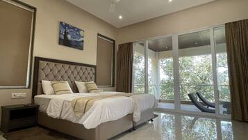 4 bedrooms, WiFi, bed sheets