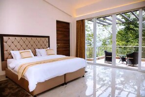 4 chambres, Wi-Fi, draps fournis