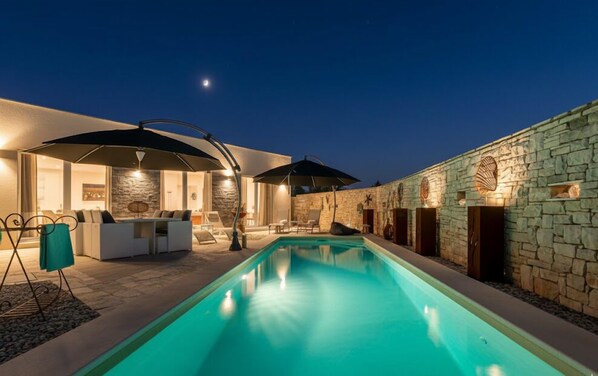 A heated pool - Villa dArte (Istria - Kanfanar) (Kanfanar)