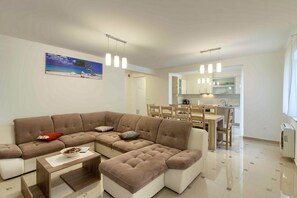 TV - Villa Banjole (Istria - Banjole) (Banjole)