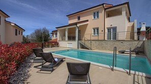Pool - Villa Marisol by WiiBuk (Istria - Banjole) (Banjole)
