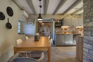 Dining - Villa KALU (Istria - Mrgani) (Mrgani)