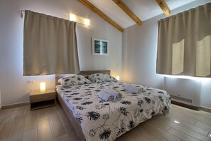 3 bedrooms, Internet