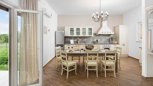 Private kitchen - Villa Tartufo by WiiBuk (Istria - Svetvinčenat) (Svetvinčenat)