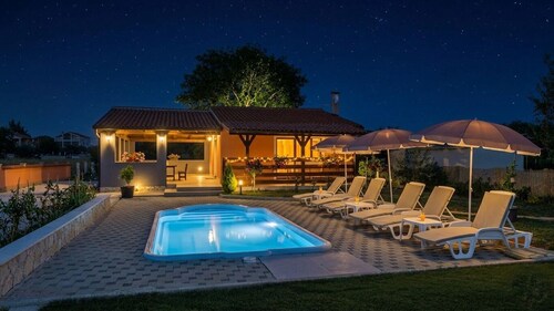 Villa SEJDI (Istria - Pula)