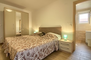 8 chambres, Wi-Fi