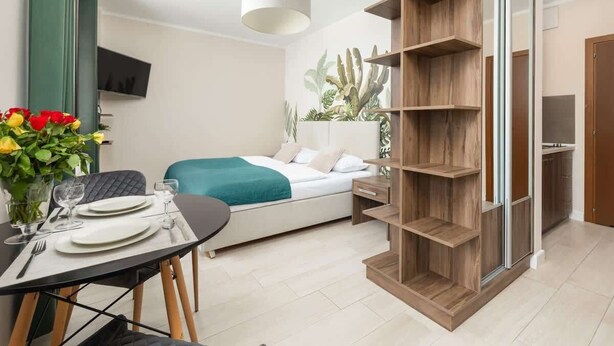 Room - Charming Studio with Balcony | Parking | Close to the Beach (Świnoujście)