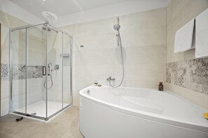 Douche, bidet