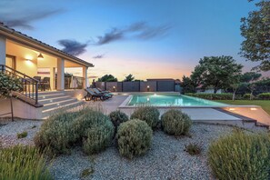 Pool - Charming family villa with pool in Pula (Pula)