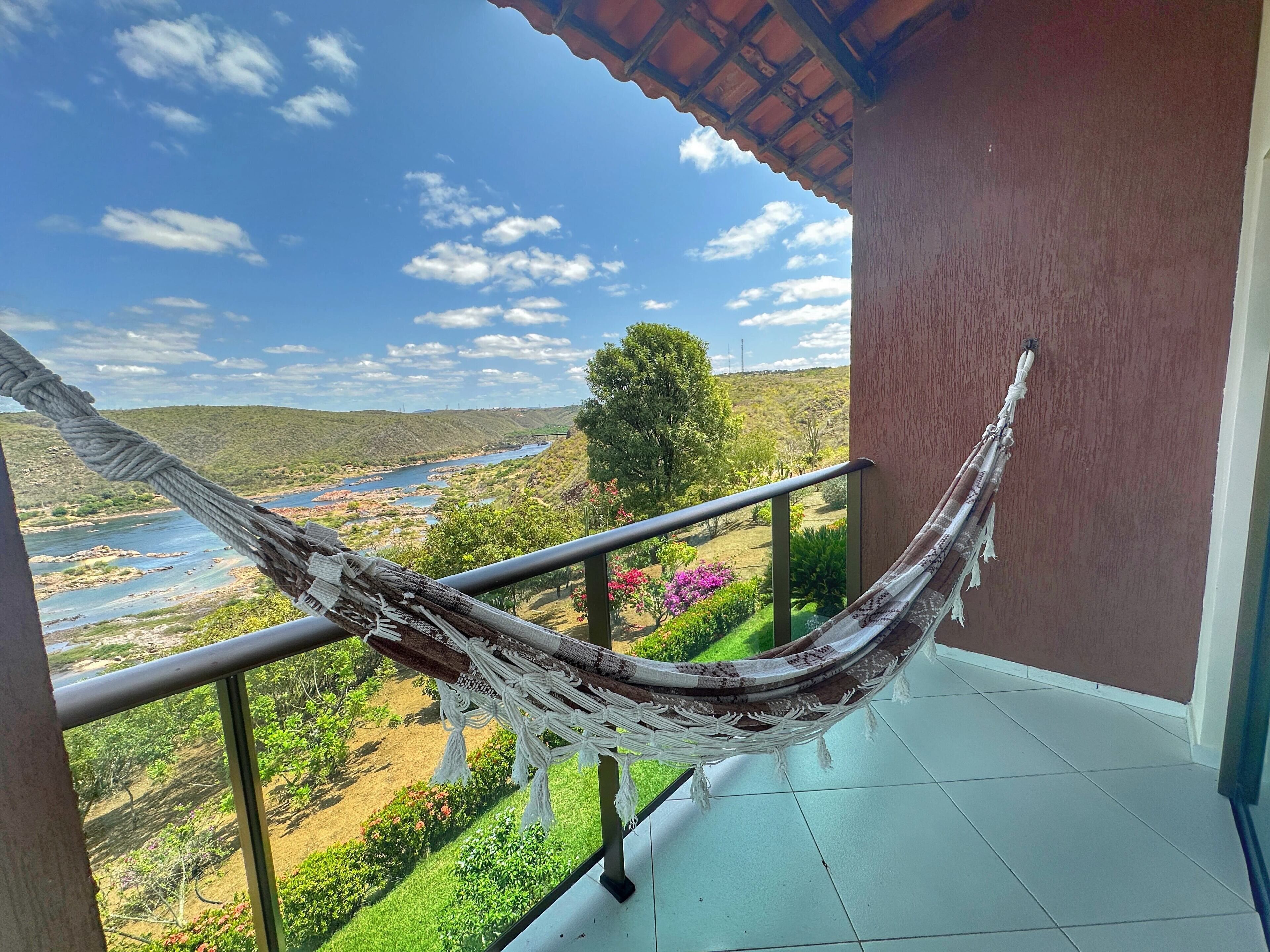 Smart TV de 40 pulgadas con canales por cable 