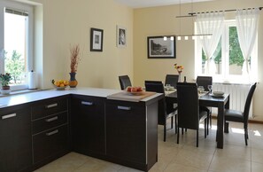 Dining - Villa Gardena (Istria - Sisan) (Sisan)