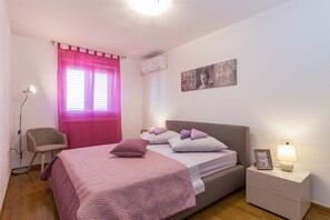 7 Schlafzimmer, Internetzugang