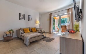 TV - Villa Ella Nature (Istria - Pula) (Pula)