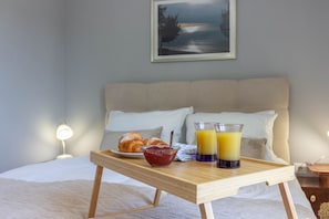 3 bedrooms, Internet