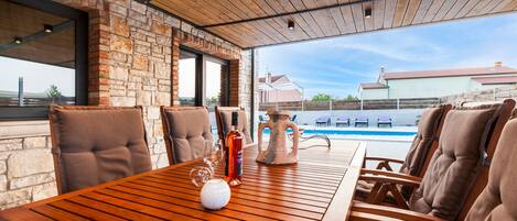 Restauration extérieure