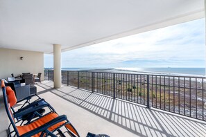 Property grounds - Holiday Isle 722 - 7th Story Pent House Unit - Panoramic Views (Dauphin Island)