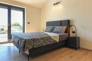 4 bedrooms, Internet - Villa Esire (Istria - Pula) (Pula)