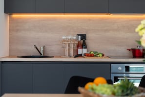 Fridge, microwave, oven, stovetop