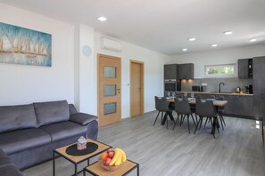 TV - Villa RELAX II (Istria - Sisan) (Sisan)