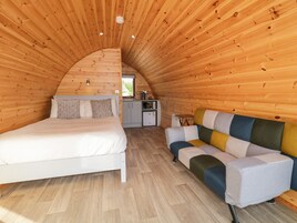 1 quarto, individualmente decorados, individualmente mobiliados